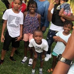 Meet your Posher, Robin